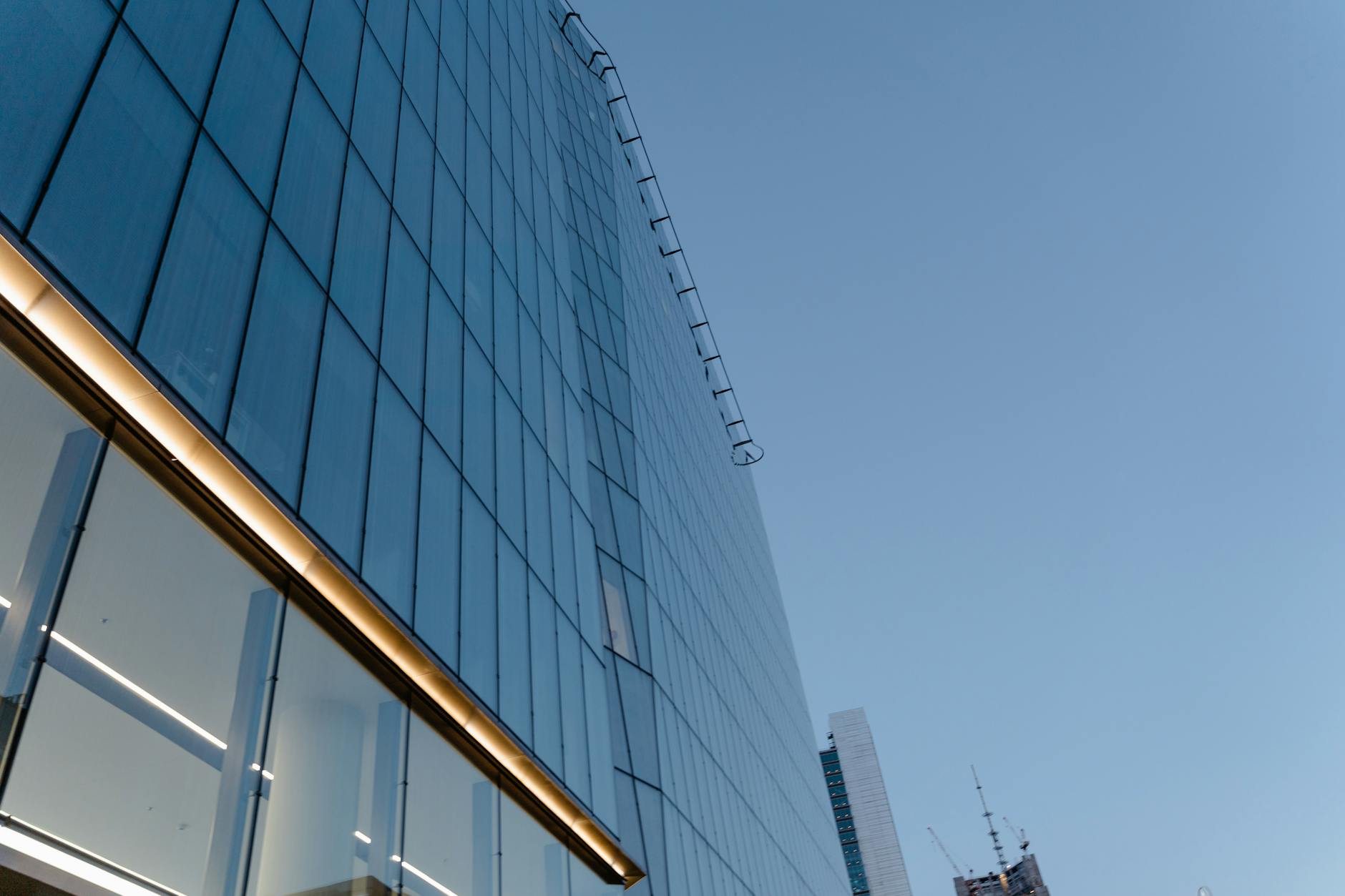 How SoFi and Capital One Are Combining Bonuses With Competitive Rates