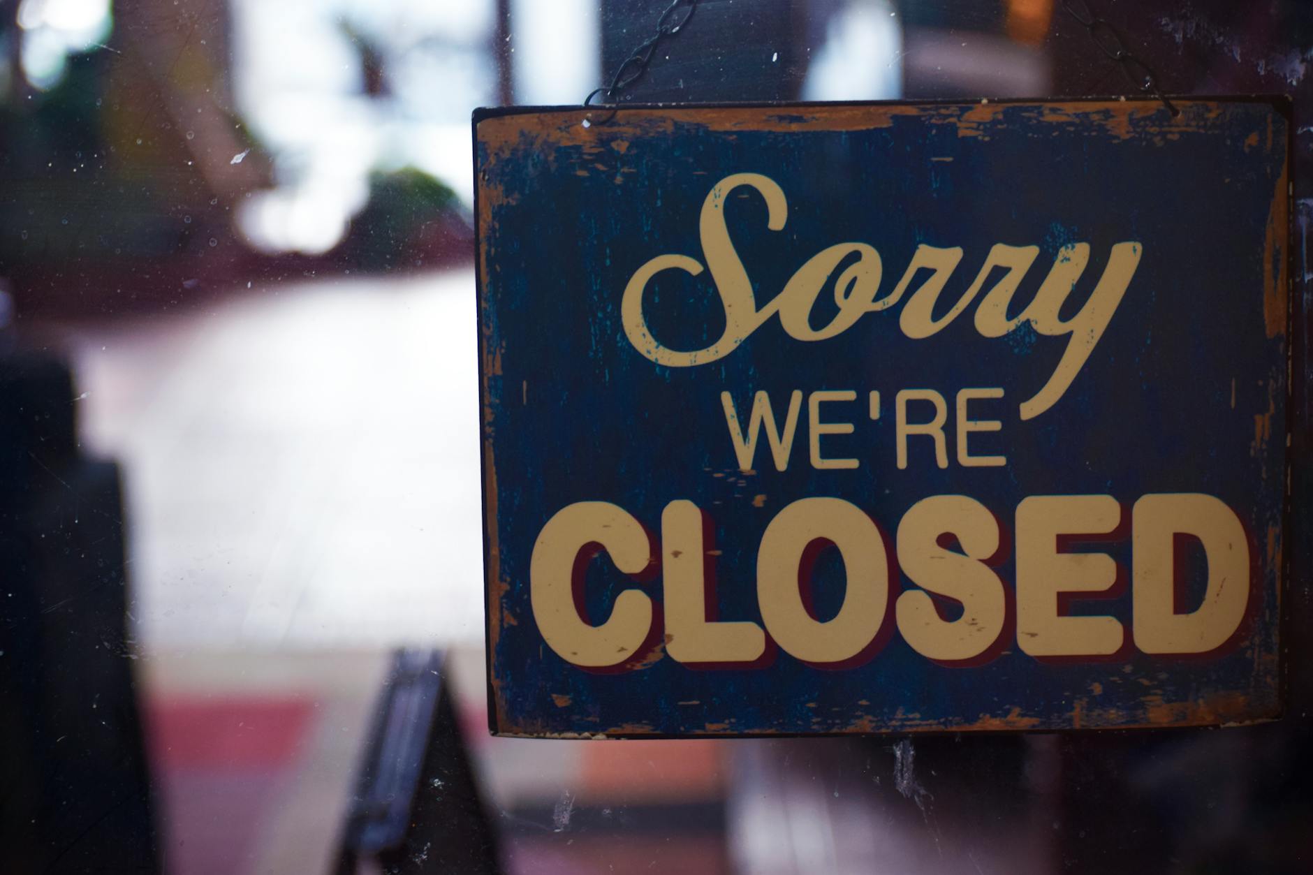 How To Avoid Account Closures While Churning Bonuses - Featured image