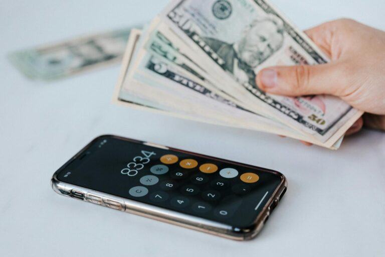 The Best Money-Making Apps for Teenagers That Don't Require a Bank Account to Start - Featured image