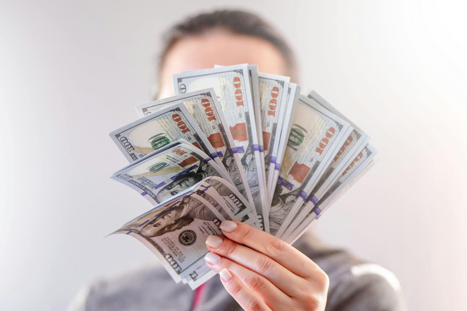 The Income Gap and Hidden Costs of Phone-Based Side Hustles