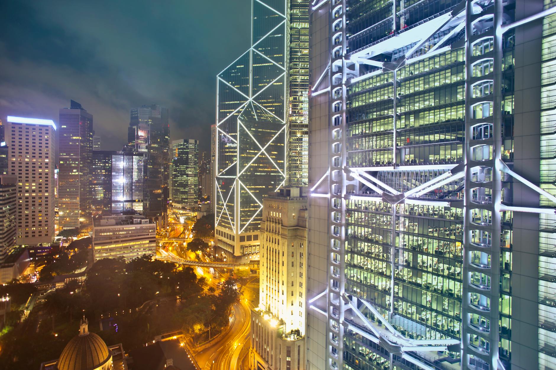 Traditional Banks' Stability and Institutional Trust