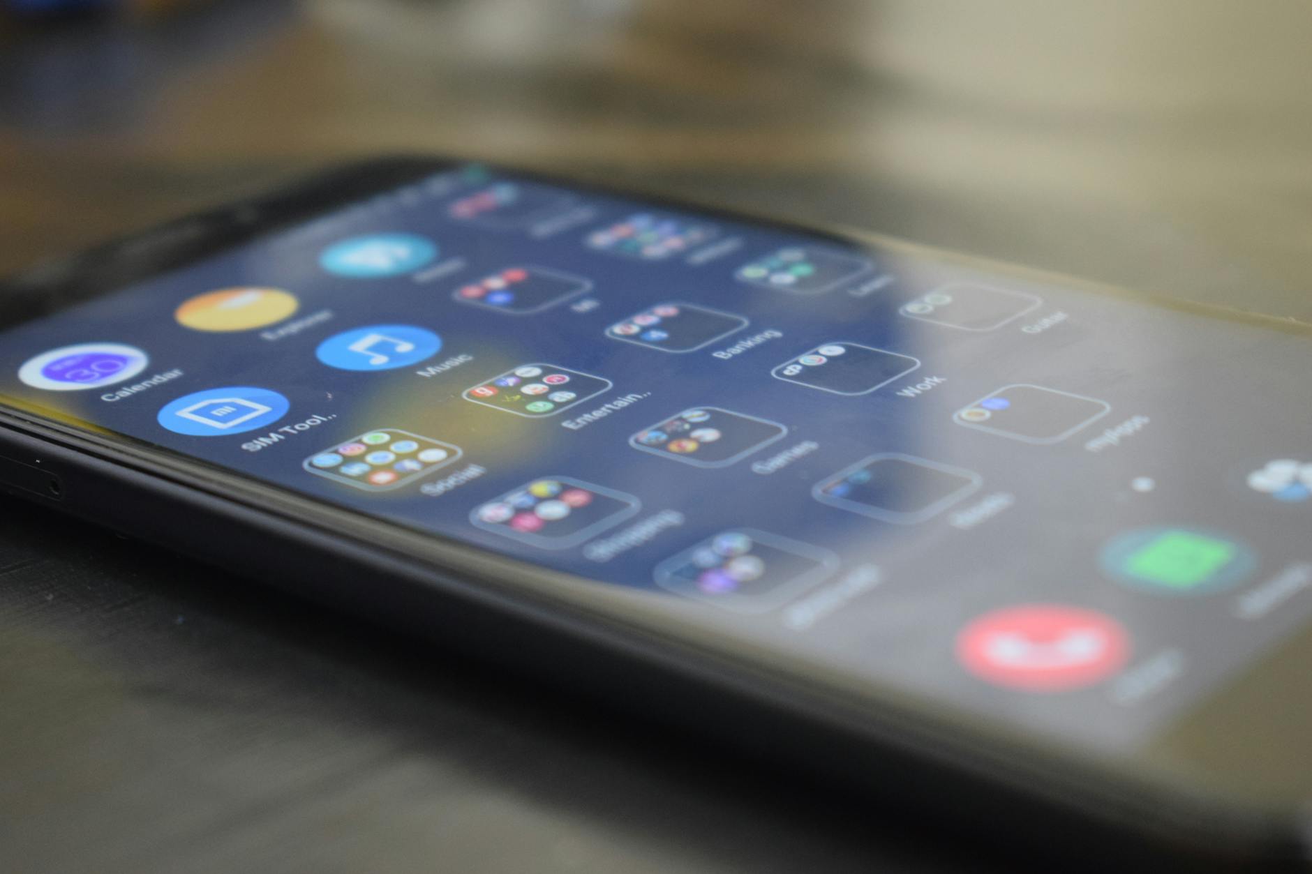 Which Apps Actually Pay You for a Few Minutes of Phone Time?