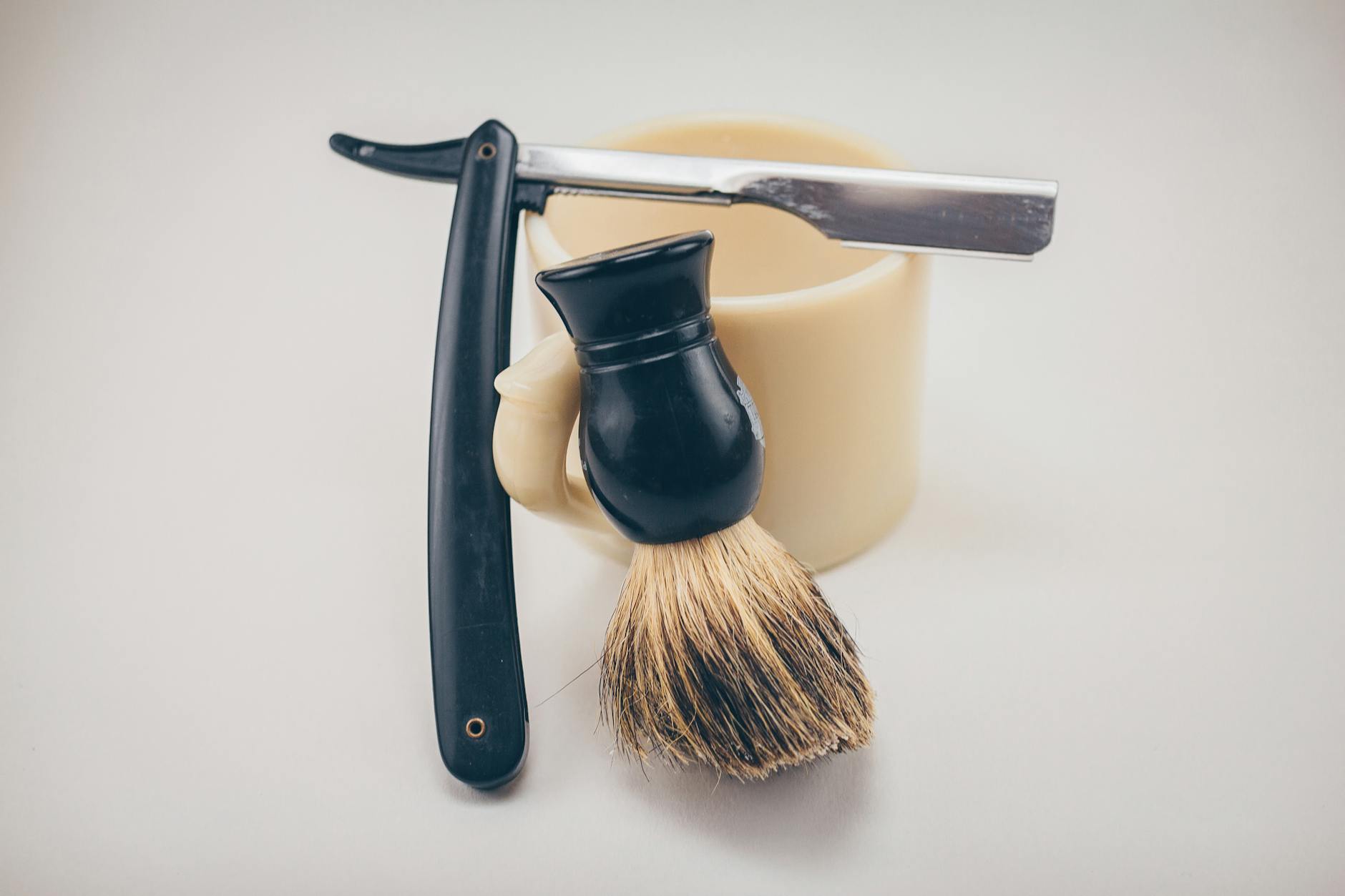 Dollar Shave Club vs. Amazon Subscribe & Save: Which Saves More? - Featured image