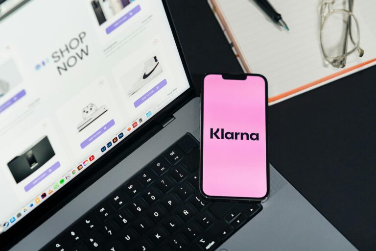Klarna Exposed 2026: How "Pay in 4" Can Quickly Turn Into Late Fees, Missed Payments, and Debt You Didn't Expect - Featured image