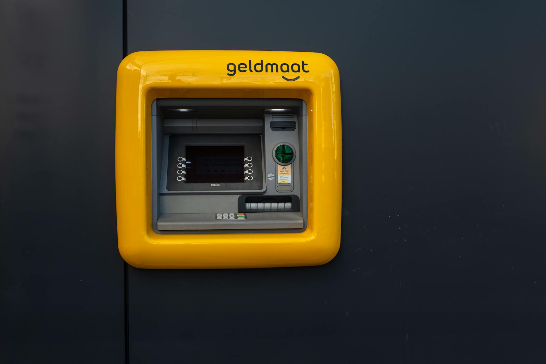 Regional Banks That Eliminate Out-of-Network Fees