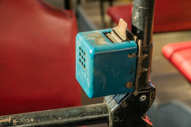 SeatGeek Warning 2026: Why "Too Good" Tickets Can Be Fake and How Refunds Actually Work - Featured image