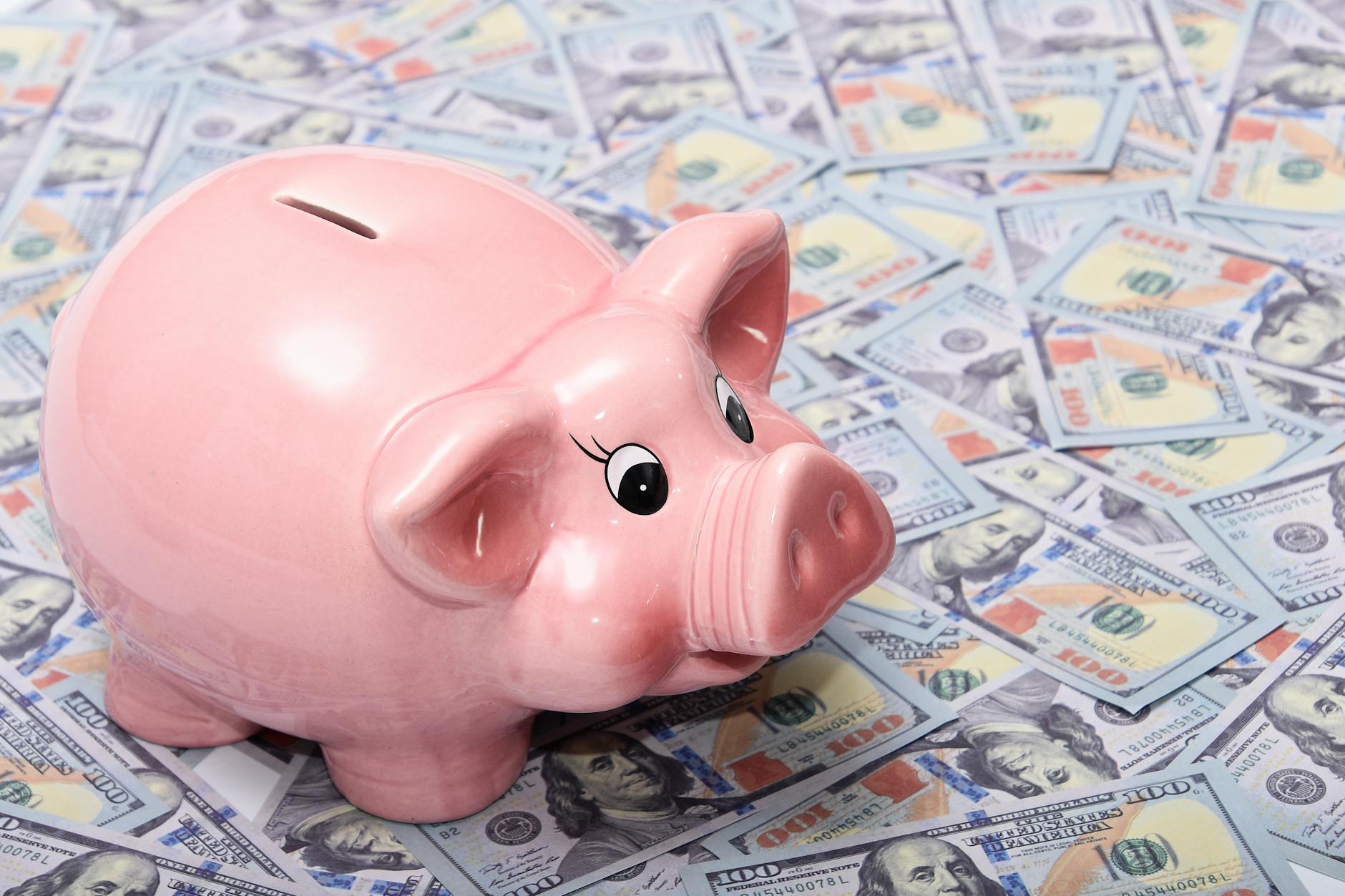 What Makes Some Banks Offer Free ATM Access Nationwide?