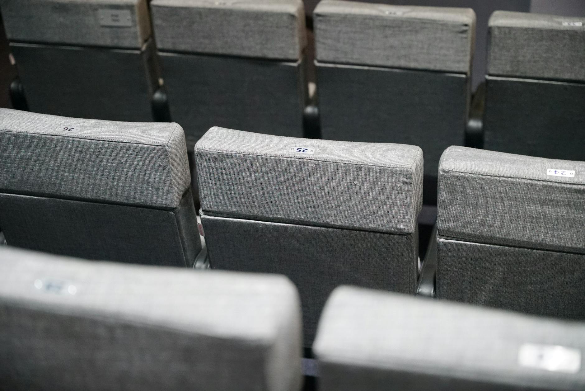 Why Counterfeit SeatGeek Tickets Flood Resale Platforms