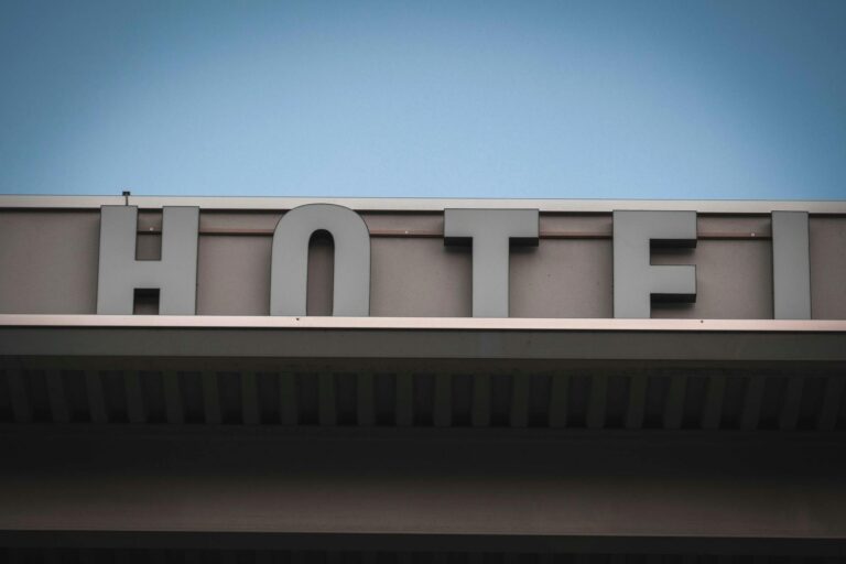 Airbnb vs. Hotels: The Real Cost Comparison in 2025 - Featured image