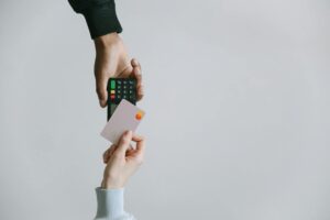 Balance Transfer Cards: How to Move Debt to 0% for 21 Months - Featured image