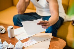Debt Validation Letters: How to Use Them to Dispute What You Owe - Featured image