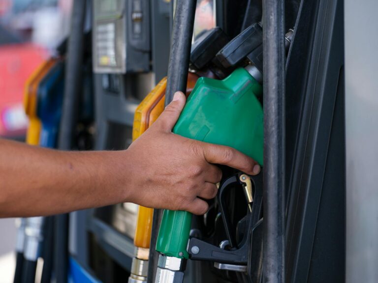 GasBuddy vs. Gas Guru vs. Upside: Best App for Saving at the Pump - Featured image