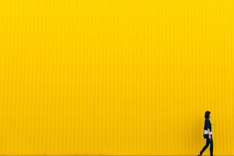How to Avoid Paying Taxes on Investment Gains — Legally - Featured image
