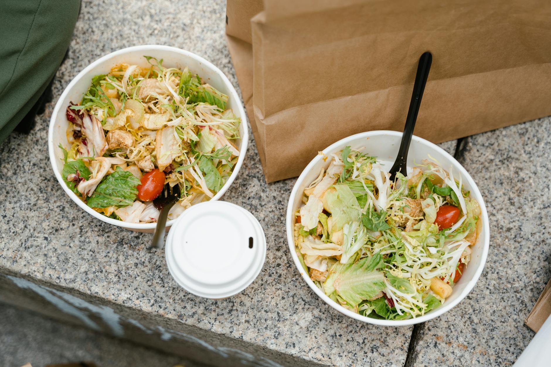 How to Eat Out for Less Using These 6 Dining Loyalty Programs - Featured image
