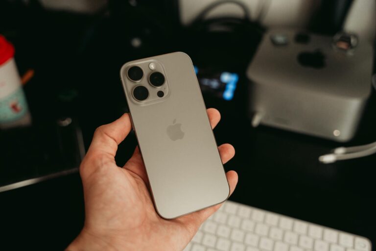 How to Get a New iPhone for Free — Trade-In Deals Explained - Featured image