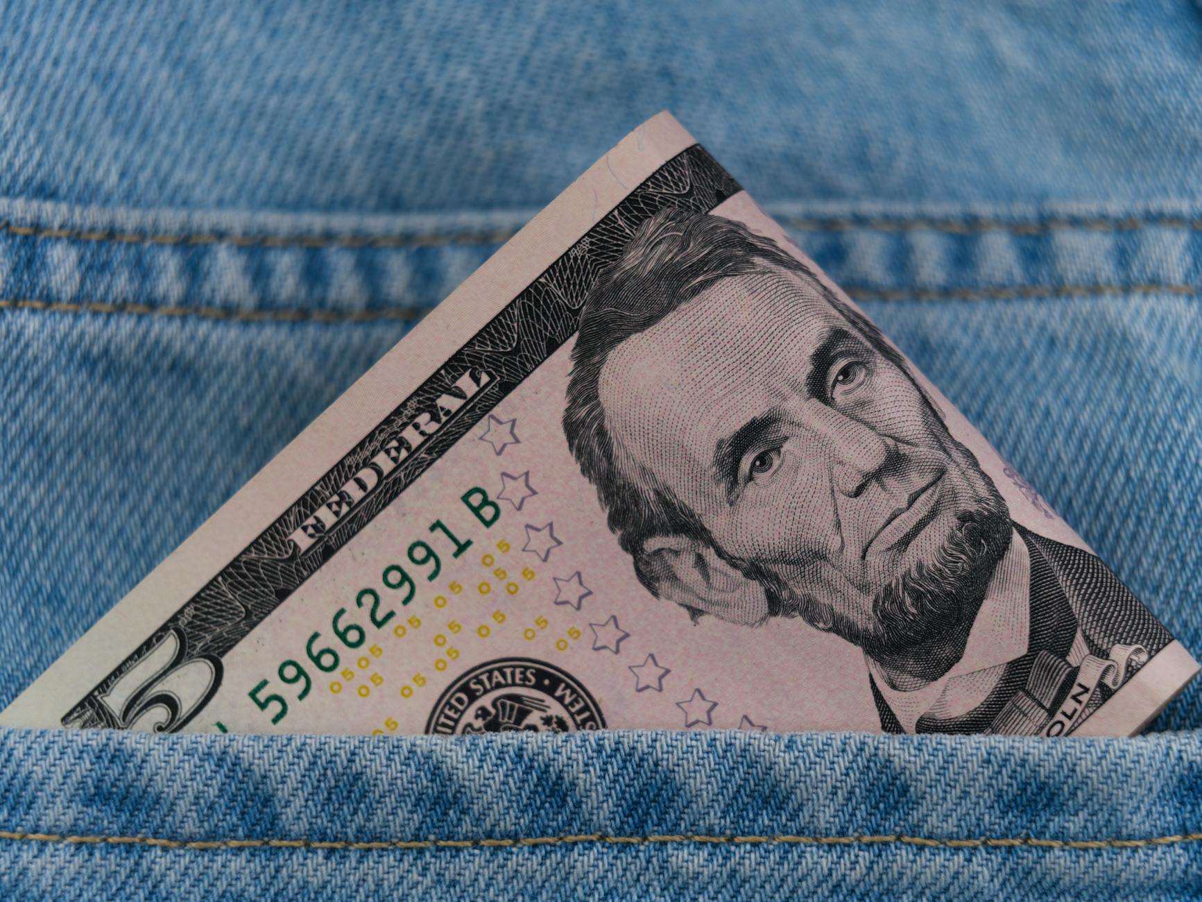How to Reduce Your Out-of-Pocket Maximum With Smart Scheduling - Featured image