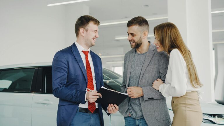 How to Sell Your Car for Maximum Value — Tips from Dealers - Featured image
