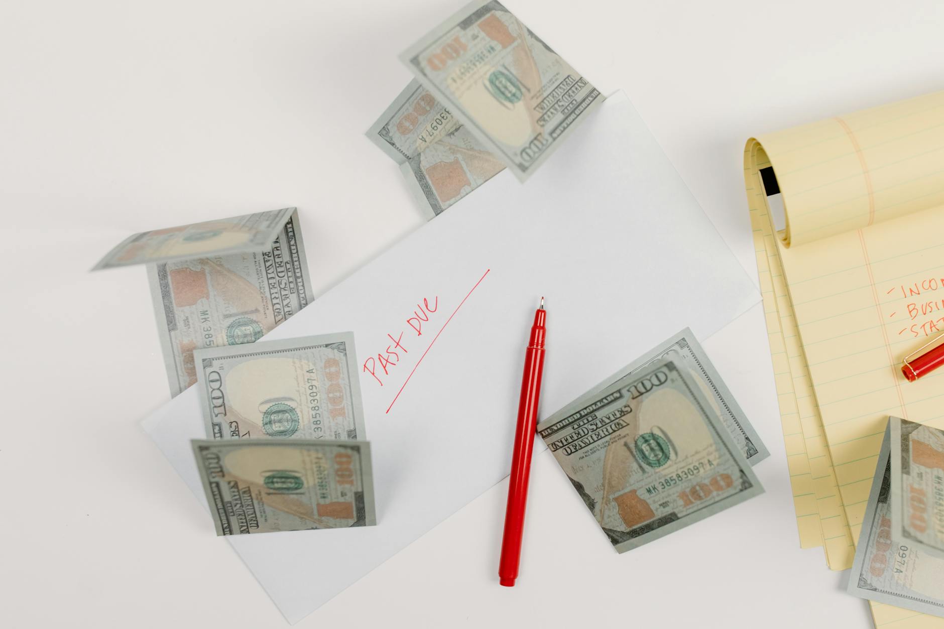 How to Split Your Available Money Between Debt and Emergency Savings