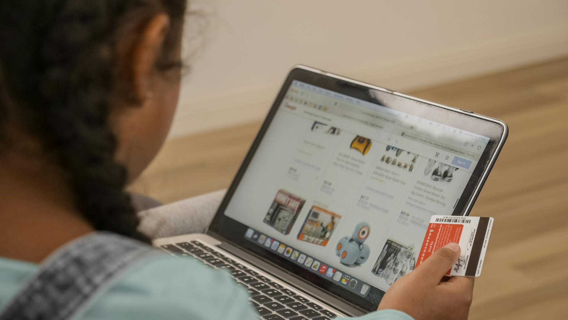 Refurbished Tech: Where to Buy It Safely and Save 40% - Featured image