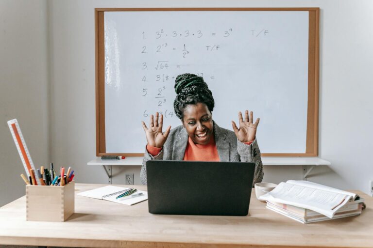 Teaching English Online: How Much You Can Realistically Make - Featured image