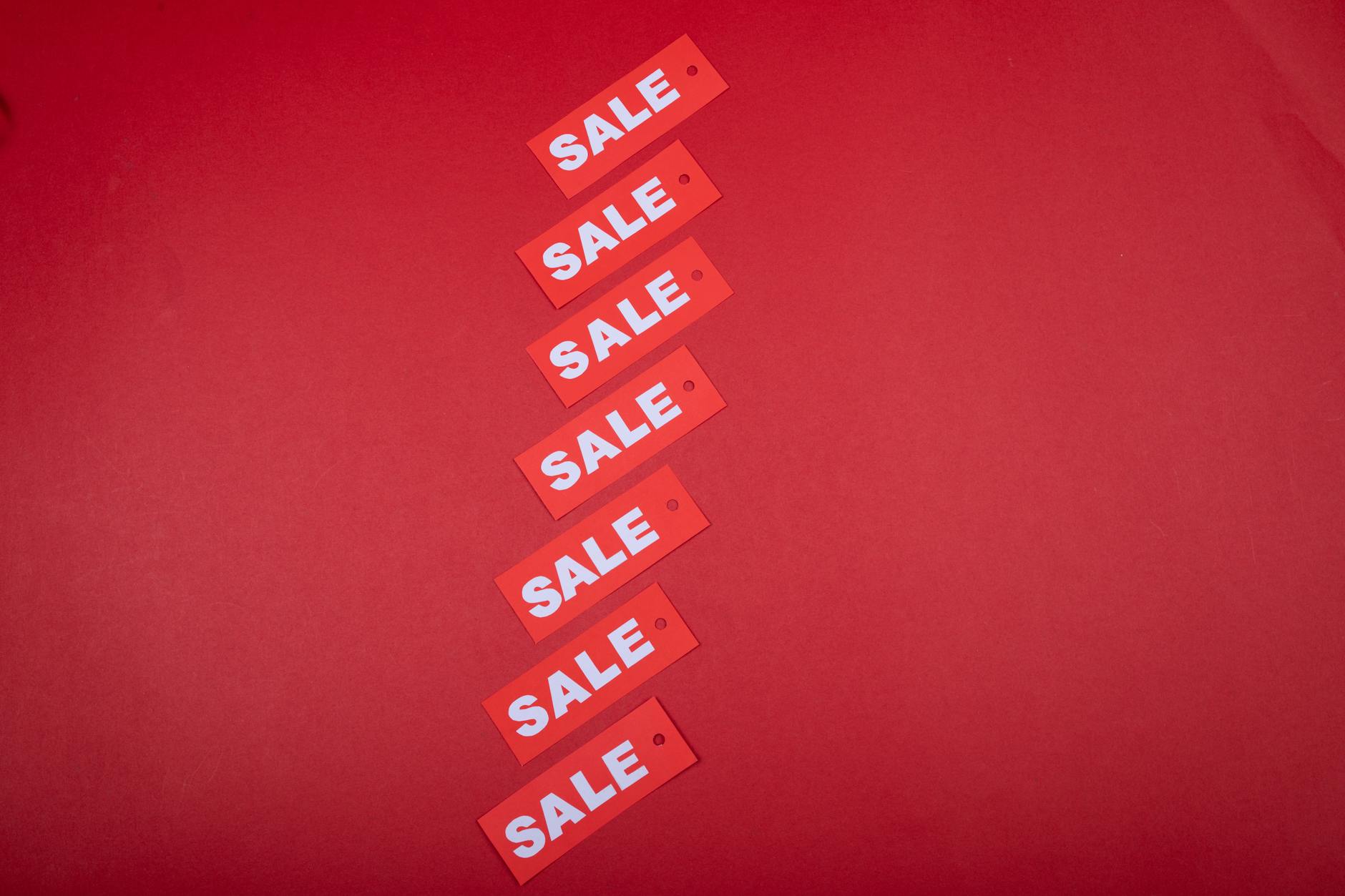 The After-Holiday Clearance Advantage