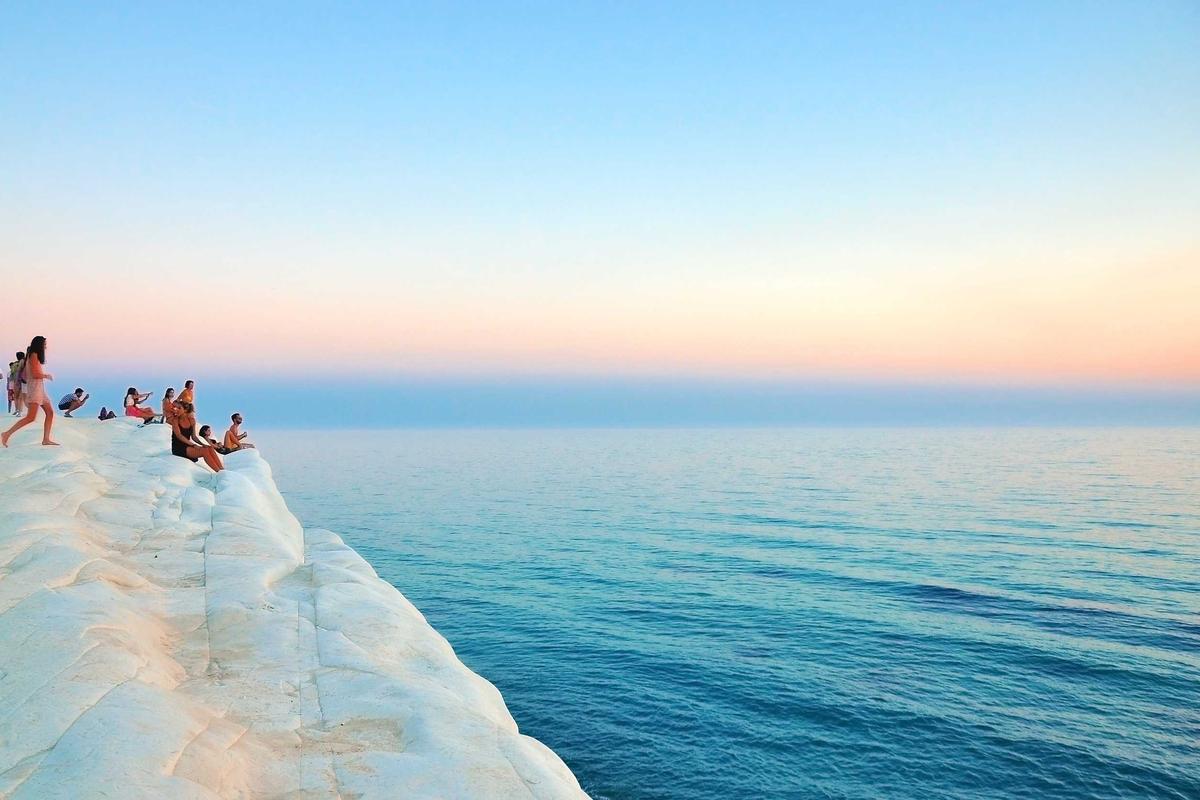 When Should You Book a Cruise to Get the Best Deals?