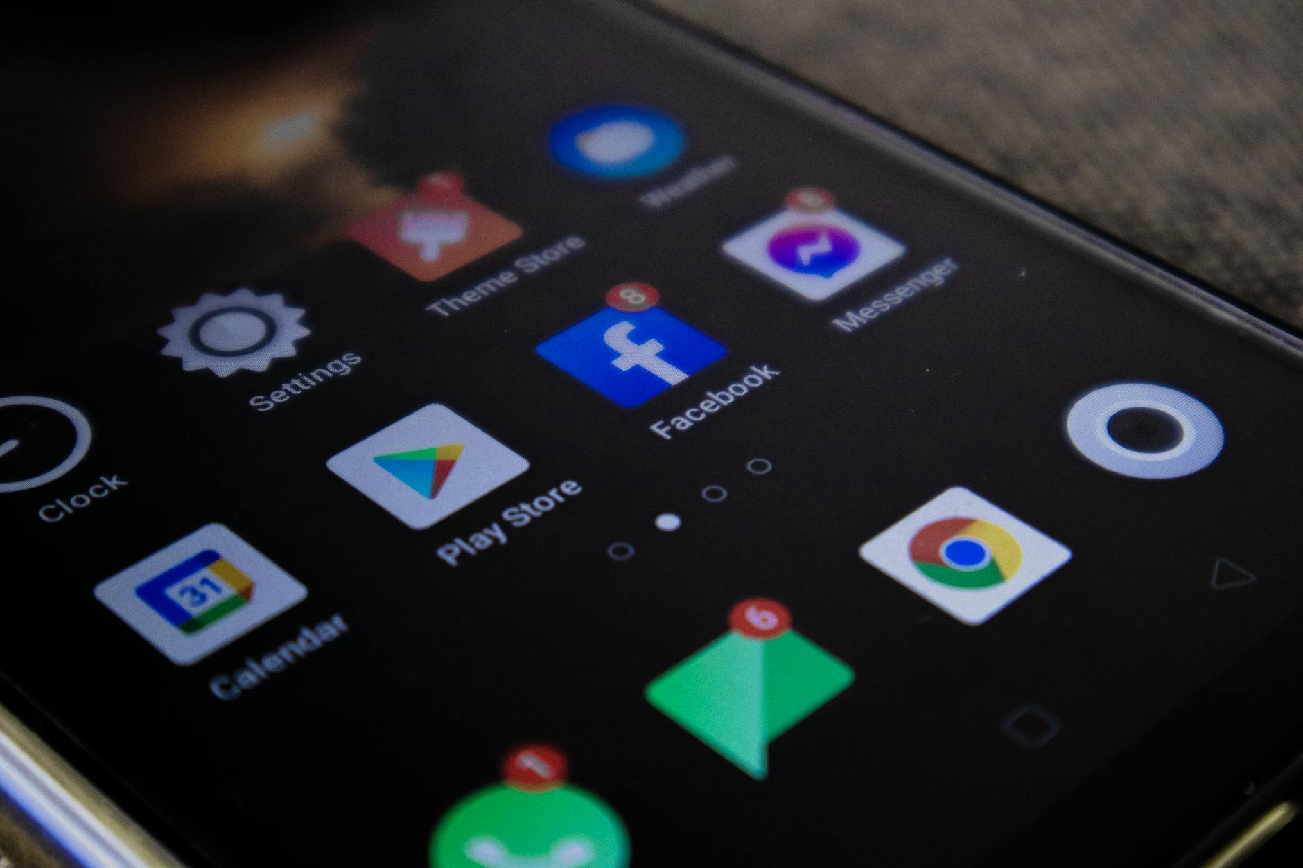 Which Apps Actually Work for Teaching Financial Literacy?