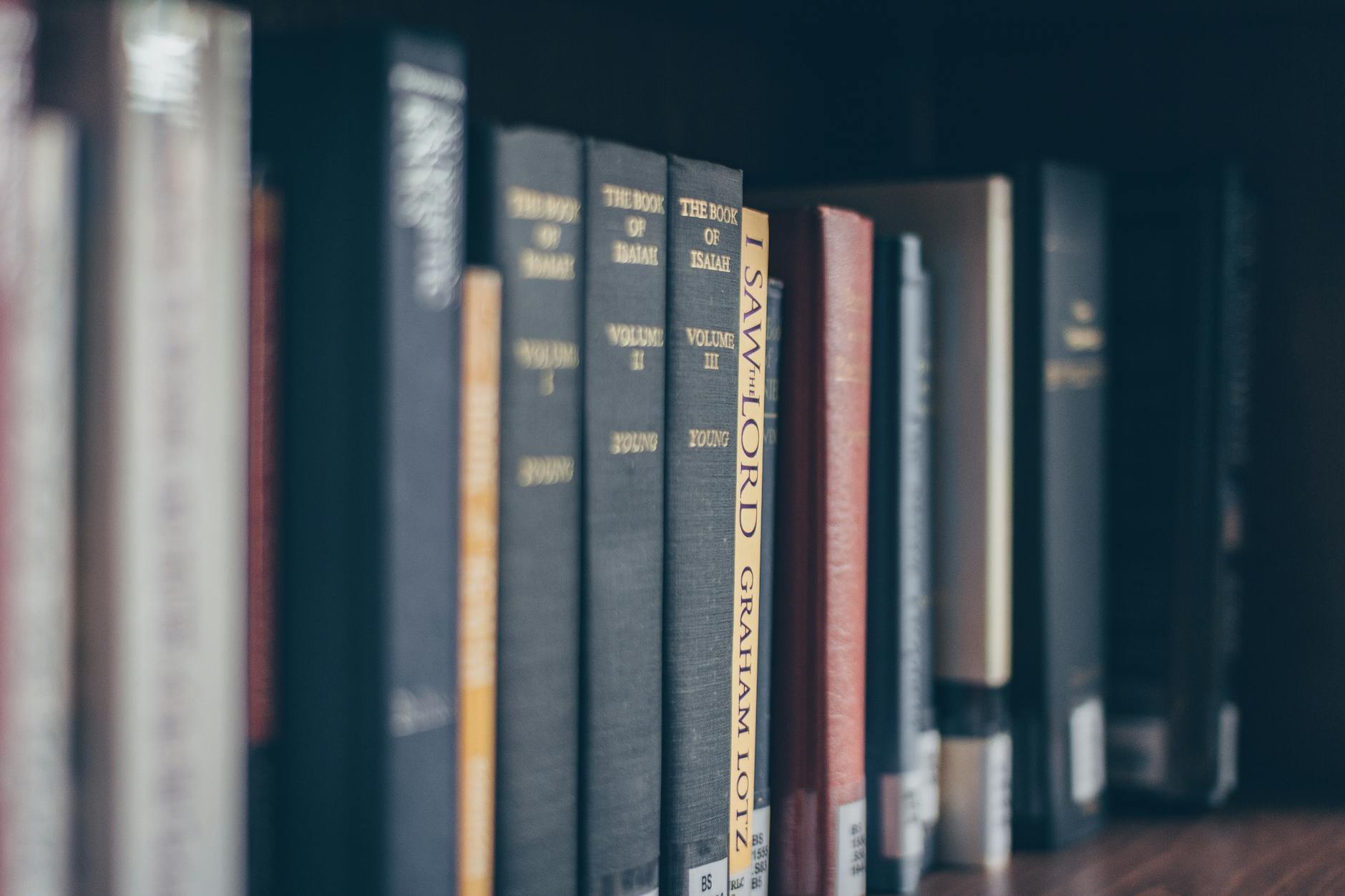 Which Libraries Offer Free LinkedIn Learning and Coursera Access?