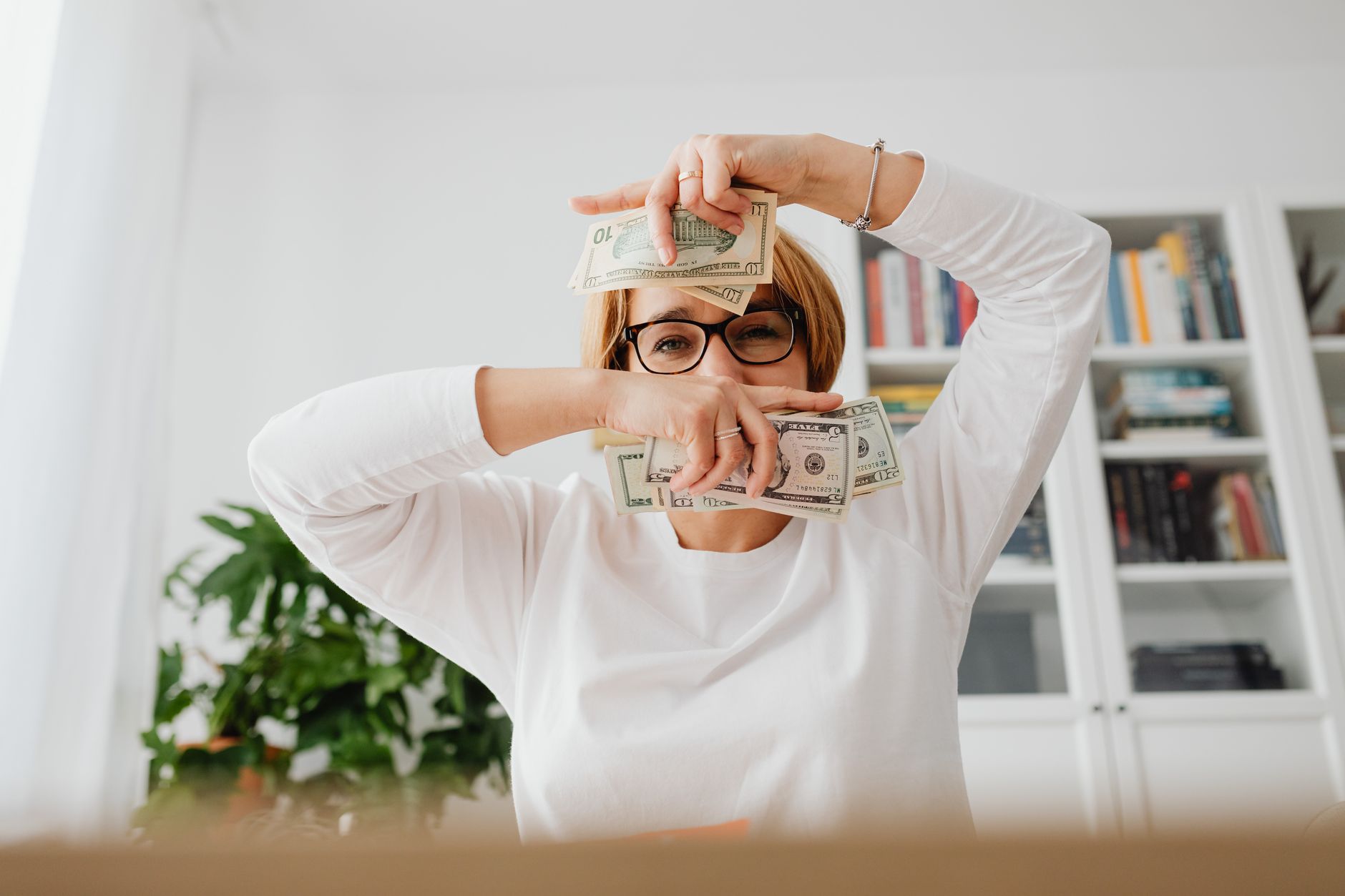 How to Get Glasses for $20 From These Online Retailers - Featured image