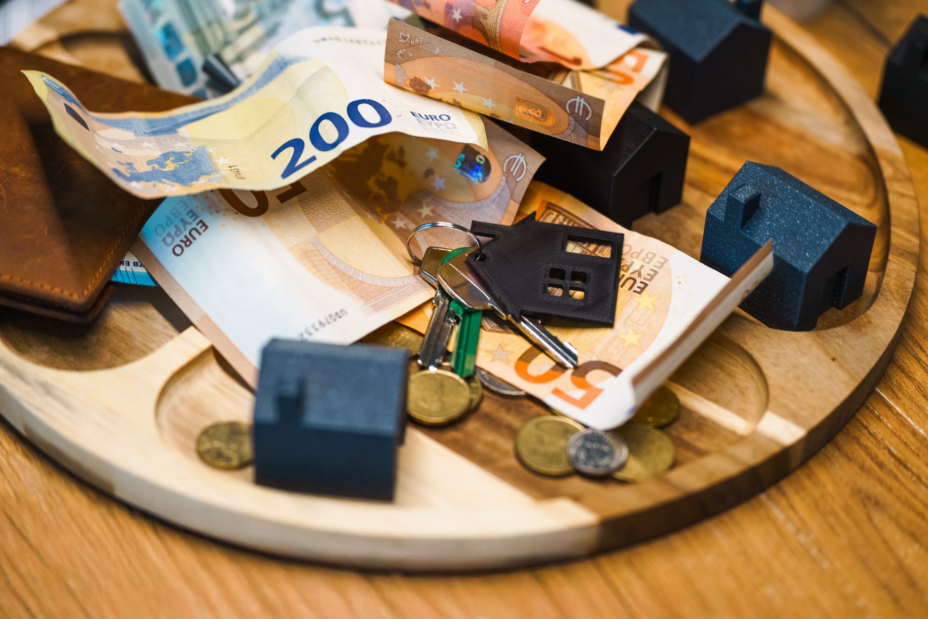 How Health Insurance Restricts Medication Discount Cards and Raises Your Costs - Featured image
