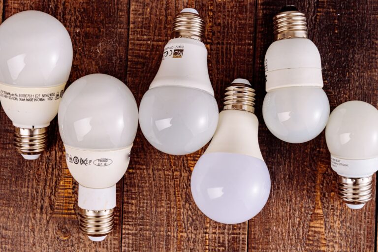 LED Bulb Replacement: How Much You Actually Save Per Year - Featured image